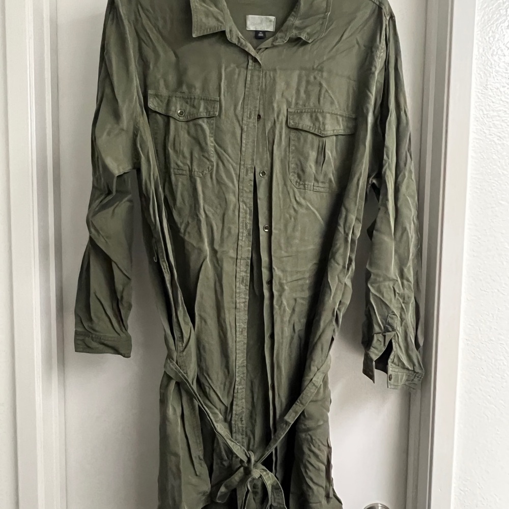 Universal Thread Army Green Lightweight Shirt Dress